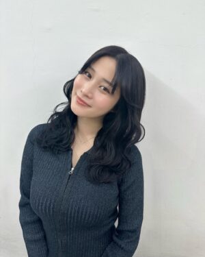 Rin Takahashi Instagram - ウェーブ巻き✨🌸