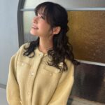 Rin Takahashi Instagram - ウェーブヘアアレンジ🫶 #ウェーブヘア #ヘアアレンジ #ヘアセット #ハーフツイン