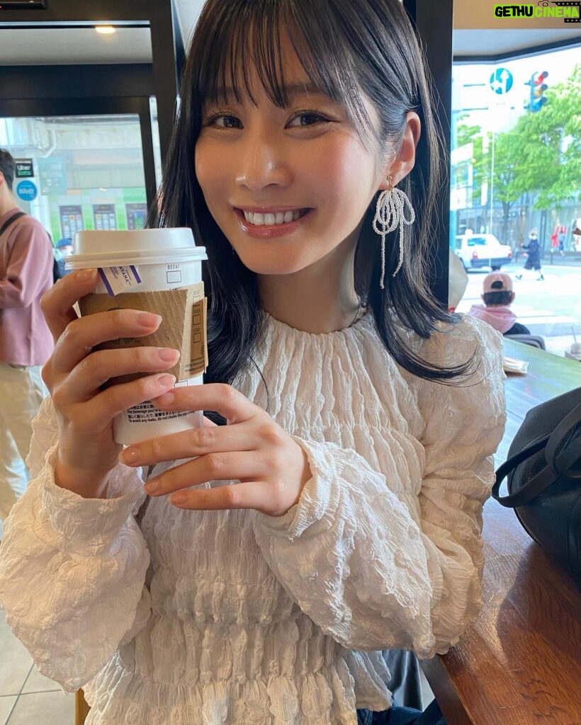 Rin Takahashi Instagram - 母と万代のスターバックスに行った時☕️ 10代で新潟出ちゃったからしばらく新潟滞在して居酒屋とか食べ物屋さんとかカフェとかたくさん探索したいなぁ🥹✨ #新潟 #万代