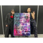 Rina Ikoma Instagram - . 今日は朝から 土曜はナニする！？に出演し、 大阪コミックコンベンション 2023 のステージ 大阪“怖”コンに 清水監督とのあちんと登壇してきましたよ〜(*´꒳`*) 観に来て下さった皆様ありがとうございました😊 忌怪島、本当に素敵な作品だから、もっともっとPRして 6月16日に観たいって人を増やすぞー！！(*´꒳`*)笑 シンセカイポーズ みんなもやってね👻 #忌怪島 #清水崇監督 #川添野愛 #生駒里奈 #生駒ちゃん