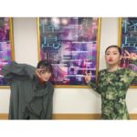 Rina Ikoma Instagram - . 映画『忌怪島／きかいじま』 6月16日に公開初日を無事迎えました。 初日から映画館に足を運んで観てくださった皆様、 本当に本当にありがとうございました！！ 昨日は暑かったから、涼しくなったでしょ？？👻 舞台挨拶もさせて頂いて、 作品を演者スタッフ全員でバトンを繋ぎ、 清水監督のもと、お客様にお渡し出来たのは感動しました。 観てくださった皆さん、 是非感想呟いてね！！ 覗きに行きます・ω・) ｿｰｯｯ ホラー ですが、 沢山の方々に届きます様に。。 映像もCGも音楽も音の迫力も 全てがすごい！！ ネタバレ出来ないから言えなかったけど、ここの撮影はこうしていたんだよ〜とか、 生駒が出ていないシーンも監督に話を聞いたりして益々面白くてみんなに話したいな〜〜(*´꒳`*) 忌怪島からかけがえのない財産を頂きました(*´꒳`*) のあちゃんマブダチ🩵 當真あみちゃんは推しです！！ 可愛すぎる。まだ16歳。 ずっとずっと見守っていくね。 かわいいいいいいいいいいい #忌怪島 #ホラー #イマジョ #川添野愛 #當真あみ ちゃん #生駒里奈 #生駒ちゃん