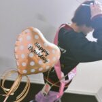 Rina Kawaei Instagram – Happy birth day🎂
今日は、ふうちゃんの誕生日♡
そして今日で一緒に舞台に立つのが最後でした。
嘘でしょ🫠寂しいよ〜🫠
面白くて優しくて面白くて面白い
大大大好きな姉さん
いつも笑わせてくれてありがとう！
素敵な1年になりますように☺︎