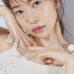 Rino Sashihara Instagram - 【超ハッピーお知らせ】﻿ コスメブランド #Ririmew （リリミュウ）　立ち上げます〜！！！！ここまで2年かかって、やっと発表だ〜と言った気持ちです😢﻿ ﻿ 第一弾はアイシャドウ（鏡・チップ付き）、ラメグリッター、チーク、シェーディングです。﻿ ﻿ 3月15日先行予約開始、4月15日からサイトにて販売です！﻿ ﻿ インスタもぜひ！﻿ @Ririmew_official﻿ ﻿ YouTubeで全ラインナップ公開してます！﻿ ﻿ ホームページこちら﻿ http://www.ririmew.com/