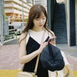 Rino Sashihara Instagram - 月島でランチしてきたよ〜！ 食べたのはジャンポケおたけさんのお店「竹の子」さん🏃‍♀️美味しすぎて！また行きたいです🏃 2、3枚目はエモアプリで撮ってもらいました。（3枚目のバッグの質感が可愛いので見て欲しい😂） 明日カラコン新色発売なのでちゃんとした画像載せたかったのにいまいちわかりやすい写真が撮れず😭明日リベンジします！