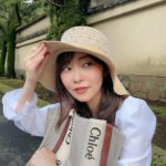 Rino Sashihara Instagram - プライベートでタイに行く用に買った帽子（もちろん予定なし）を小金井市で被りました！（もちろん仕事） #トートバッグ潰し女