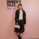 Rio Uchida Instagram - MIUMIU WOMEN’S TALES ミュウミュウのショートフィルムプロジェクト「MIU MIU WOMEN’S TALES」は女性をエンパワーする活動のひとつ。今回はタン・チュイムイ監督のショートフィルムを鑑賞させて頂きました。 昔から強く美しい女性に憧れます。 ファッションも私の心を強くしてくれる味方です。 ビンテージ風のセットアップのスカートをローウエストで履いてグリーンのアンダーウェアをチラ見せしてるのが新鮮でした🤎💚 #MiuMiu #MiuMiuWomensTales #PR