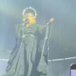 Rita Guedes Instagram - Meu #tbt de hoje foi do melhor show que já assisti ! Vi 4 shows da @madonna , maravilhosos , mas nada se compara com Celebration Tour ! Madonna revisita toda sua carreira , canta seus maiores sucessos , músicas que marcaram ! Madonna è e sempre será a RAINHA do pop mundial , todas as outras cantoras que vieram depois tem um traço do talento dela . Madonna è uma referência e inspiração . Avoè @madonna My #tbt today was to the best show I’ve ever seen! I saw 4 @madonna’s concerts, wonderful all of them, but nothing compares to the Celebration Tour! Madonna revisits her entire career, sings her biggest hits, songs that left a mark! Madonna is and always will be the QUEEN of world pop, everyone who came after has a trace of her talent. Madonna is a reference and inspiration. Avoè @madonna #queen #pop #losangeles #usa