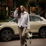 Rita Pereira Instagram - Vim umas horas a Portugal e uma das coisas que tinha saudades era de conduzir o meu @honda.pt . Além de confortável, seguro e espaçoso, é muito bonito, não acham?! Oh para ele todo moderno 😊👌🏾 #honda #hondaportugal #embaixadoraHonda #ThePowerOfDreams #hondahrv #collab