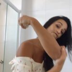 Rita Pereira Instagram - Hábitos que mudei aqui no Rio de Janeiro 🤗 Perceberam?! 😜✌🏾 #riodejaneiro #brasil #habitos #costumes #perfume #goodvibes #actress #atriz #work