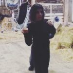 Ritu Arya Instagram - Rehearsing between scenes in below zero degrees... 🧤 Who needs a saucepan