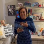 Robin Roberts Instagram - Good morning! Glam Fam & I are more than happy to share with you our #tuesdaythoughts #cmon😘