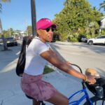 Robin Roberts Instagram - One of the joys of being in our happy place…riding my bike to the courts….my kind of commute! #wonderfulwednesday 😎