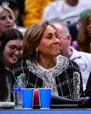 Robin Roberts Instagram - @robinrobertsgma is in the 🏠

#NationalChampionship