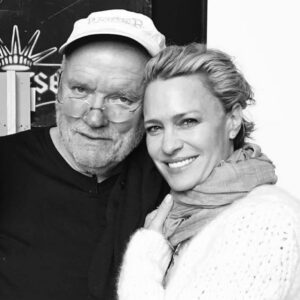 Robin Wright Instagram - Remembering my dear friend, Peter today 🤍 We’ve missed his earthly presence now since this day in 2019. It’s said he looked into and captured the souls of those he photographed. He generously gave us all his loving soul right back. I think you can feel this in his photographs. They seem to have more depth, and more love, than most. 

"This should be the responsibility of photographers today to free women, and finally everyone, from the terror of youth and perfection."
– Peter Lindbergh 🤍