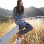 Robin Wright Instagram - California ☀️🌾🤍 @pourlesfemmesofficial summer pop-up ⁠ ⁠ #linkinbio
