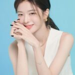 Roh Jeong-eui Instagram - 🌳📸🎀