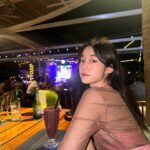 Roh Yoon-seo Instagram - 🦦🏝️💟