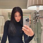 Roh Yoon-seo Instagram - @balenciaga Nights🖤😗쿠흐흐