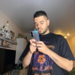 Roman Kagramanov Instagram - Вот это подарочек я получил😍!У этой пушки Tecno Camon 19 Pro офигенная камера 64 мегапикселя основная и фронталка 32.А дизайн просто огонь,смотри как переливается.Лайк!!!!