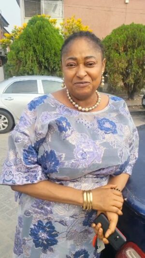 Ronke Oshodi Oke Instagram - God help those who help themselves.

Check out @feranmi_spiritual_empire today !

God answer all our prayers 🙏🏽