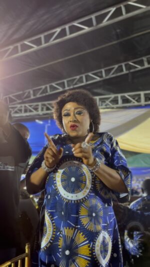 Ronke Oshodi Oke Instagram - Out for Oshodi Day 2023’ 😀
My makeup by @pearlposhlooks