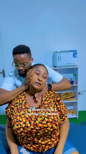 Ronke Oshodi Oke Instagram - This is really HeavenClinic 
You all need to visit Dr Dike he has the magic finger💪💪💪

Thank you @heavenclinic1 for all you do 🙏🏽