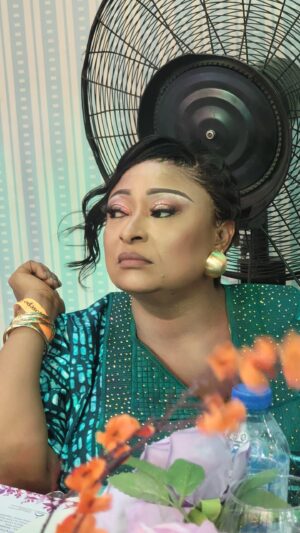 Ronke Oshodi Oke Instagram - Stepped out for #Ajosepo Movie premiere 😃

Super grateful to my able director @kayodekasum thank you for believing in me for this project. 

Movie will be out by 10th are you all ready ??

🎥 @prizzymadeit 

#Ajosepo #ajosepothemovie🎬🥰