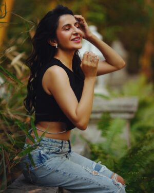 Roop Durgapal Thumbnail - 1.5K Likes - Most Liked Instagram Photos