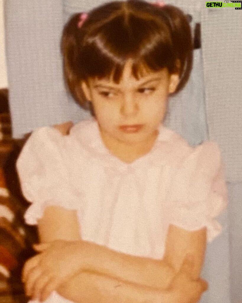 Rosa Blasi Instagram - This pic explains a lot. Silently judging since 1977.