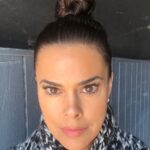 Rosa Blasi Instagram - Top Knots...the sweatpants of hair-dos. Who’s with me?!? 🙋🏽‍♀️#topknot