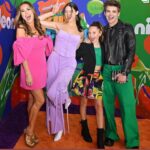 Rosa Blasi Instagram – This is not my audition for The Real Housewives of Hiddenville 😂 it’s the 1st @nickelodeon Kids Choice Awards I’ve attended in 5 years. Good to be reunited with part of my Thunderman and missing the ones not here!