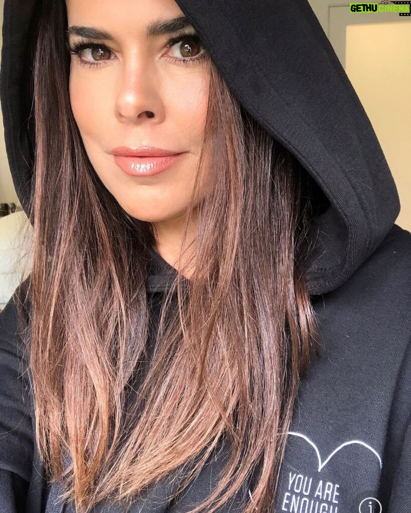 Rosa Blasi Instagram - You are enough. One of my favorite reminders for myself and for my clients. Because EVERYONE struggles with not enough-ness. @boo2bullying a non-profit organization dedicated to anti-bullying and the encouragement for self love. These crazy soft hoodies and more are avail on their website. Tag someone who needs this reminder ❤️ #mentalhealth #youareenough #boo2bullying #therapist