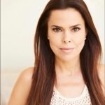 Rosa Blasi Instagram - @theoandjuliet photography are the ONLY people who have shot my headshots since 2008! Shot these last week in my backyard and I can’t decide which I like the best? 1,2,3 or 4? (*These are the un-retouched proofs). Aside from being known as “the best in the biz” they are good people to boot and very concerned with Covid safety. Check out their Instagram and website they are going to Dallas, Seattle and Albuquerque this month for #popupheadshots #theoandjulietphotography #headshots #bestinthebiz #naturallighting #photography