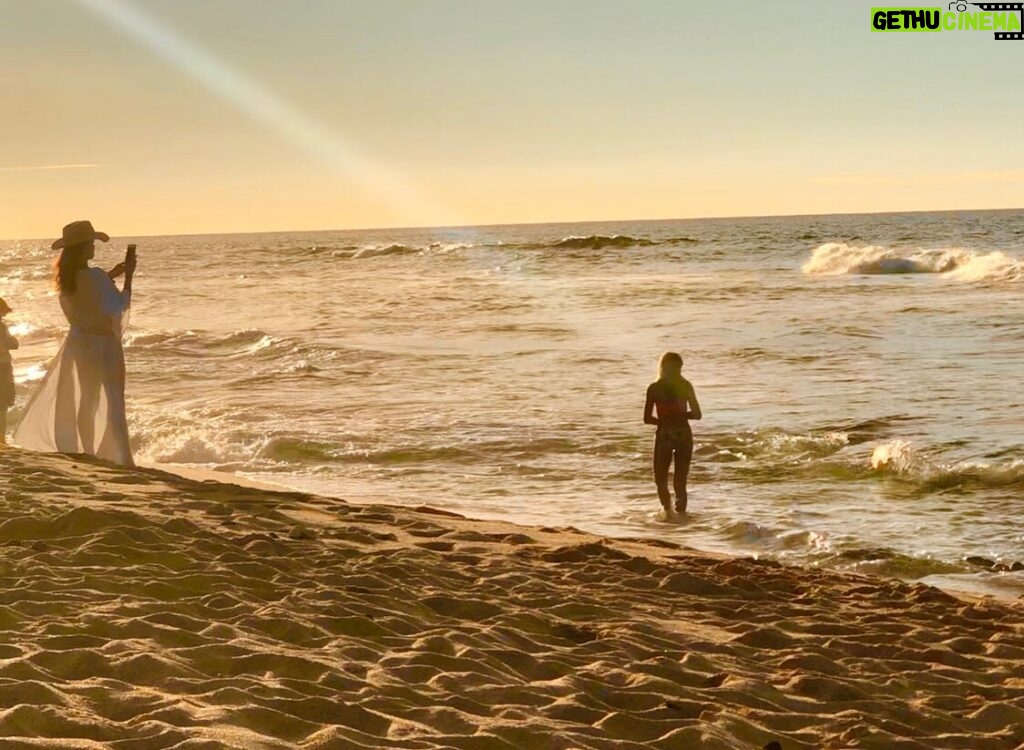 Rosa Blasi Instagram - Look at this inexplicable ray of light shining down on @kaiafinn in Hawaii this past week. Didn’t even know this pic was being taken of me! I ❤️ everything about this moment and this 📸