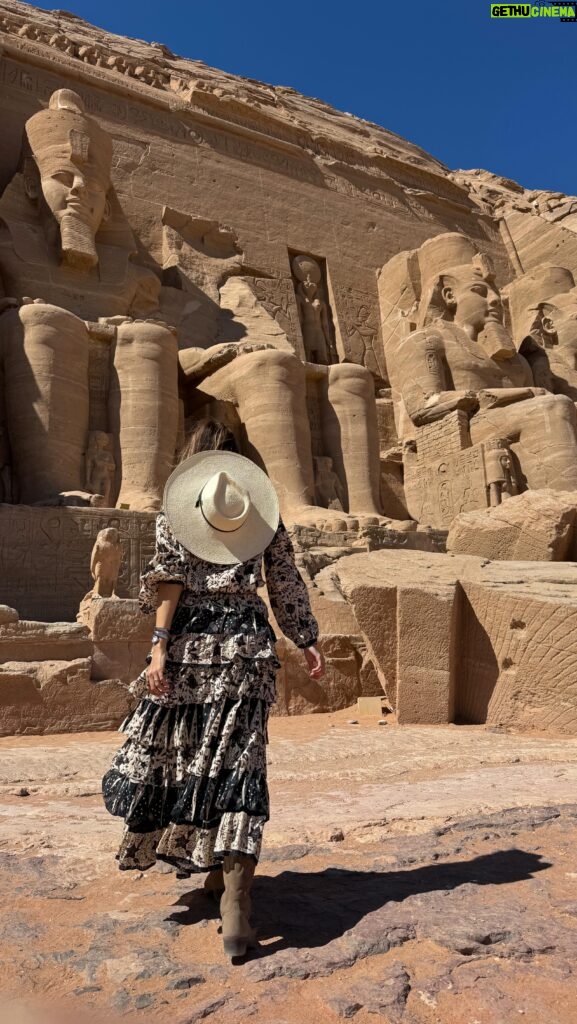 Rosanna Zanetti Instagram - Maravillas de Egipto #abusimbeltemple Uno me mis visitas favoritas en este viaje que ha sido memorable.