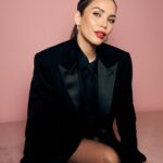 Rosanna Zanetti Instagram - @yslbeauty Night🖤✨ #yslbeauty #yslloveshine #makeuplook 📸 @andresgarlujan 💄 @boscomontesinos styling @victorblancostudio