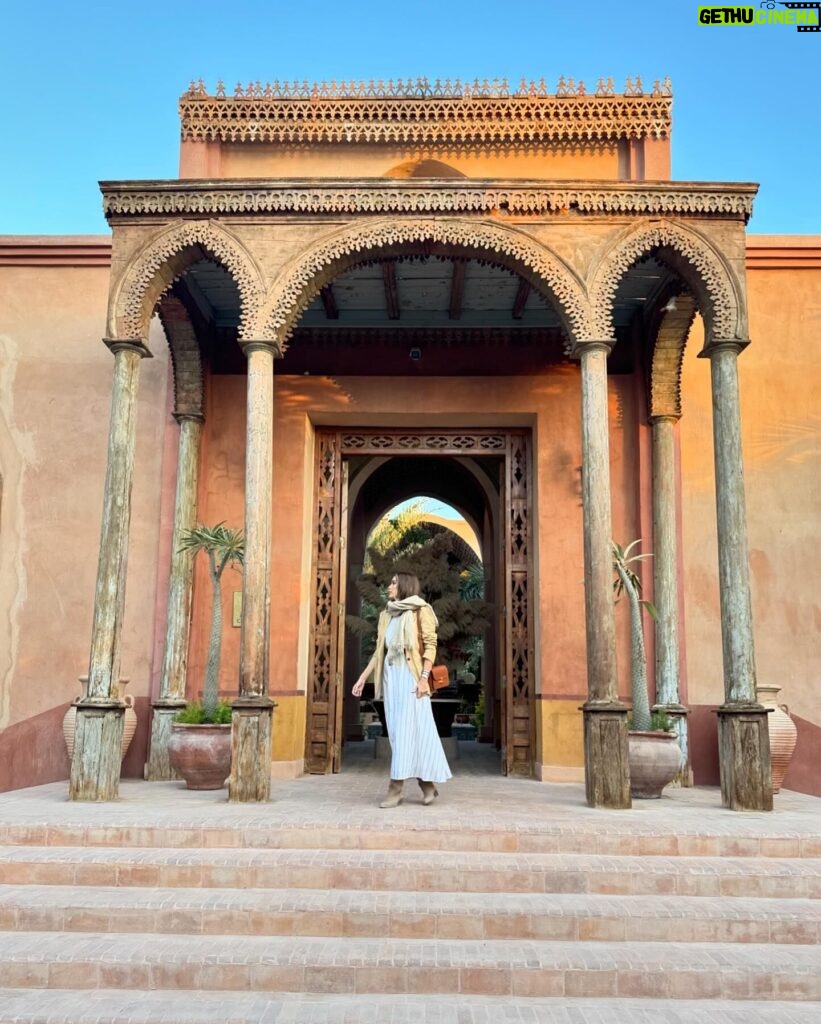 Rosanna Zanetti Instagram - El imponente Templo de Karnak, sin duda de mis favoritos! El encanto de @moudira_hotel ✨ Uno de los más especiales de todo el viaje. #karnaktemple #karnak #egipto #egipt