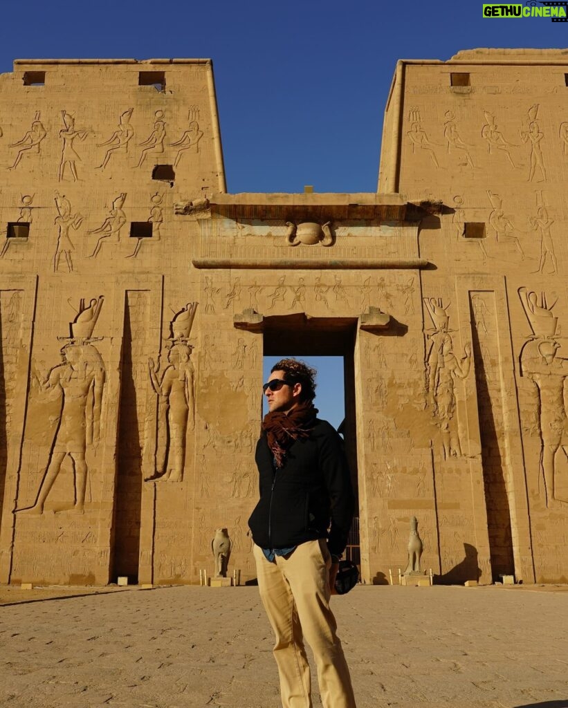Rosanna Zanetti Instagram - Navegando por el Nilo hacia el Templo de Edfu 📸db #edfu #edfutemple #egipt #egipt