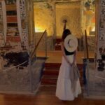 Rosanna Zanetti Instagram - Tengo muchas fotos del viaje a Egipto que no me dio tiempo de publicar, estas fueron en Luxor en el valle de las Reinas y valle de los Reyes. Este look fue de mis favoritos del viaje✨