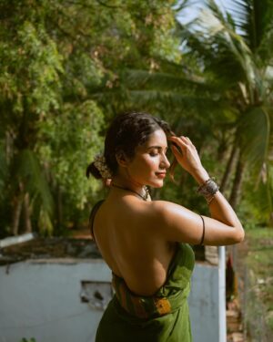 Ruhani Sharma Instagram - So happyyyy  to bring my creative vision to life! 🚀 Grateful for an amazing team that turned my wild ideas into reality. Their dedication and hard work made this journey a joy. 🙌 #DreamTeam 
.
.
.
.
.
📸 @shaktismaran 
Mua @makeuphairbyrahul 
Stylist @__.gunjan.__ 
Assisted by @sai_mad_max1