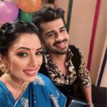 Rupali Ganguly Instagram - To the sane and insane in you The the black and white in you To the serious and funny in you. To the profound and the stupid in you Happy Birthday to my super irritating antar aatma ki awaaz ! I love you loads 🤗♥️😘 Stay blessed and may all your dreams come true 😘 We need to take more pics together or give me the ones that r in ur phone 😡 #happybirthday #anupamaa #rupaliganguly #kedarashish #jaimatadi #jaimahakal🙏🕉