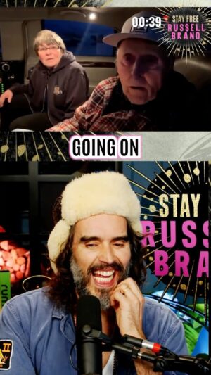 Russell Brand Instagram - Forming hearts 💜And creating solidarity, love and unity!! A threat to global establishment ?! Right…? You tell me 👇🏼