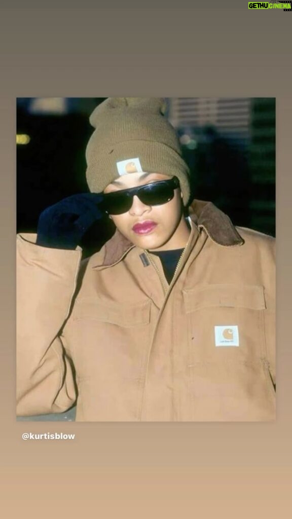 Russell Simmons Instagram - i signed this young lady Boss was the first of only a very few Gangster rappers on def jam .. while it was obvious to us i always pushed for "the reasons" so more would understand ...i spent so much time in the studio with this angel what memories this women was the best example i can think of ..why gangster rap ? she exuded and expressed the despair and struggle that gangster rap exposed ...she suffered from being too sensitive and was so descriptive of her pain ...she expressed it on record she saw the sickness in our society and the only way she could make it right with her ,as an artist, was to call it out GO BACK AND LISTEN ❤️ rip angel ur exterior was tough but ur heart was too sweet for this world... travel safe God favors you ❤️
