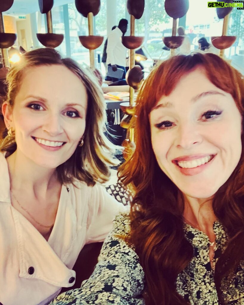 Ruth Connell Instagram - #Tbt to catching up with the best of ‘aul pals…. @nicholamacevilly in London Town. The year has flown in…. 💚