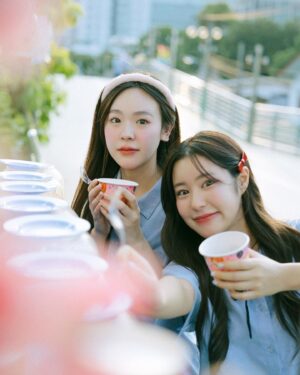 Rutricha Phapakithi Instagram - after school🏫🍧🐺🎀🌙
#23point5