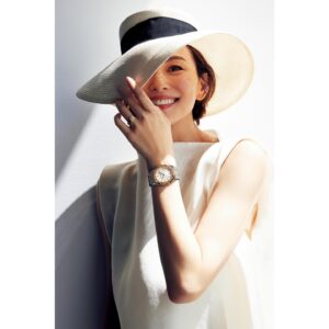 Ryoko Yonekura Instagram - 『Precious』7月号でお世話になりました！
スーパー憧れのオーデマピゲさんのロイヤルオーク⌚️を身に付ける機会が！
私は背も高い方ですし
ロイヤルオークのようなしっかり主張してる時計が大好きです。
フェイスのカラーによって質感やイメージが全然変わるので、撮影中始終幸せ気分でした(*^^*)

Thank you "Precious" July issue!
I had the opportunity to wear my dream watch - Audemars Piguet Royal Oak ⌚️!
Being as tall as I am, I love watches with a strong statement such as Royal Oak.
I was in a happy mood throughout the photo shoot, with face colors changing the texture and image of the watch (*^^*)

@precious.jp 
@audemarspiguet 
#precious
#Audemarspiguet
#ロイヤルオーク