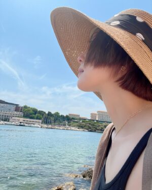 Ryoko Yonekura Instagram - マルセイユにてたそがれる。

Breathe the harbor air in Marseille

#マルセイユ
#marseille