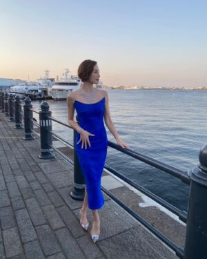Ryoko Yonekura Instagram - 第2回横浜国際映画祭のアンバサダーとしてレッドカーペットセレモニーに参加させていただきました。

まだ新しい映画祭ですが、これからもっと盛り上がって、日本を代表するような映画祭となっていくことをとても期待しています！

第2回横浜国際映画祭
https://yiff.jp/

#横浜国際映画祭
@givenchy 
@damianiofficial 
@gianvitorossi