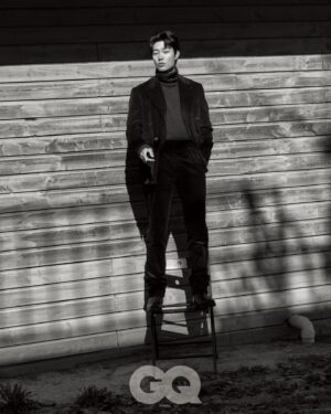 Ryu Jun-yeol Instagram - Man of the year. 
@ralphlauren 
Photo @ahnjooyoung_ 
Stylist @hye_young_style
Hair @iljung_lee
Make up @ansunghee7777 
@gq_korea