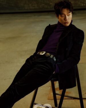 Ryu Jun-yeol Instagram - Man of the year. 
@ralphlauren 
Photo @ahnjooyoung_ 
Stylist @hye_young_style
Hair @iljung_lee
Make up @ansunghee7777 
@gq_korea